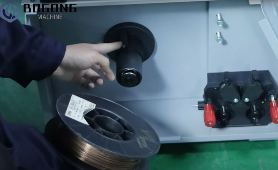 How Does a Laser Welding Machine Work? 5 How-Does-a-Laser-Welding-Machine-Work-Wire Feeder Installation